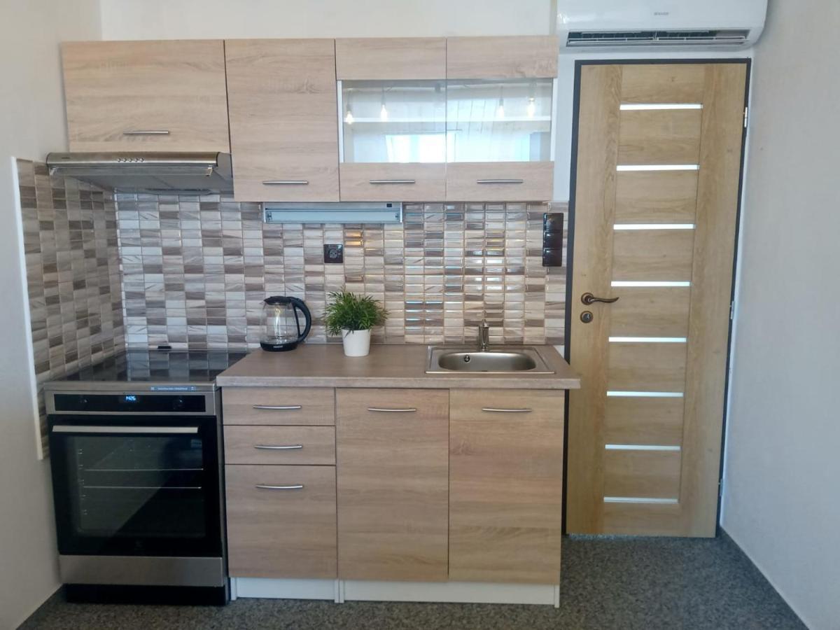 Appartement U Hradeb à Mikulov Extérieur photo